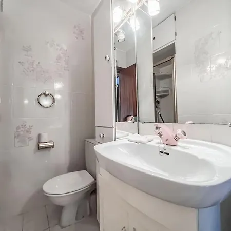 3 Bedroom In