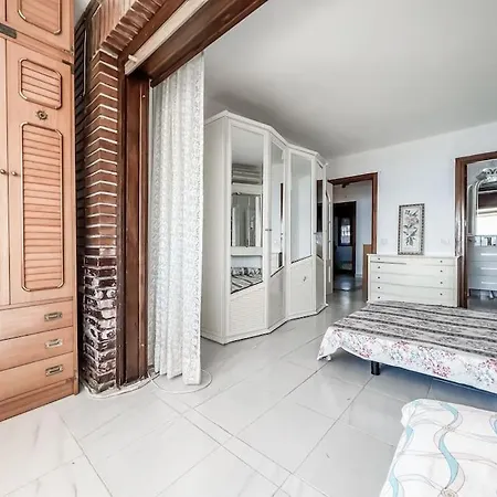 3 Bedroom In *